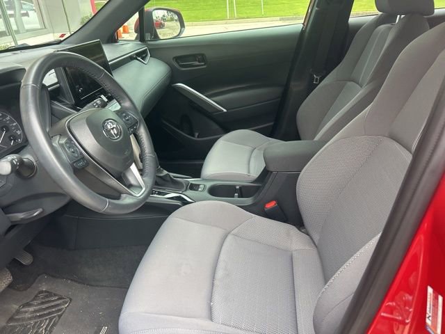 Used 2024 Toyota Corolla Cross SE image 12