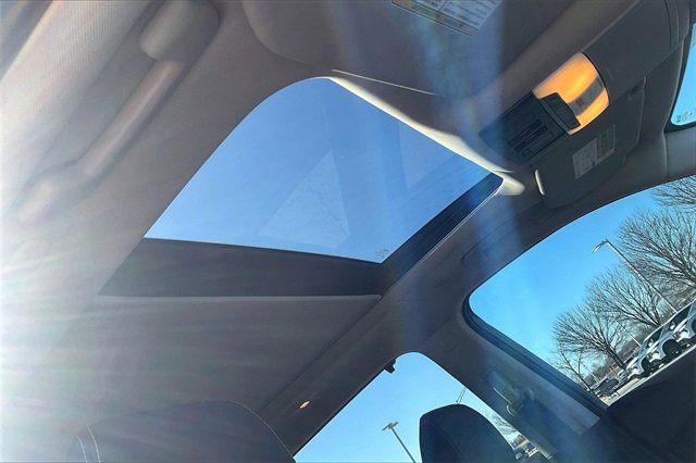 Certified 2023 Nissan Rogue SL w/ SL Premium Package image 20