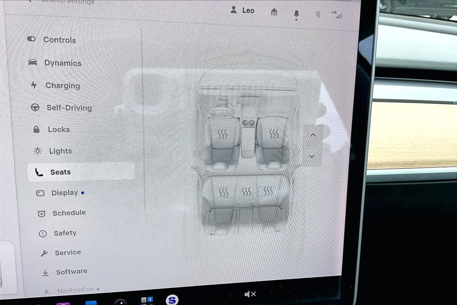 Used 2018 Tesla Model 3 Long Range RWD image 30