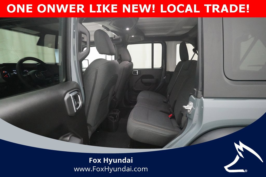 Used 2024 Jeep Wrangler Willys image 13