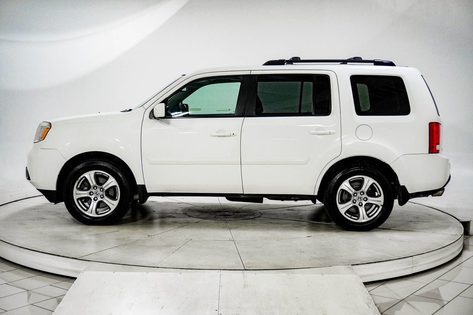 Used 2015 Honda Pilot EX-L image 5