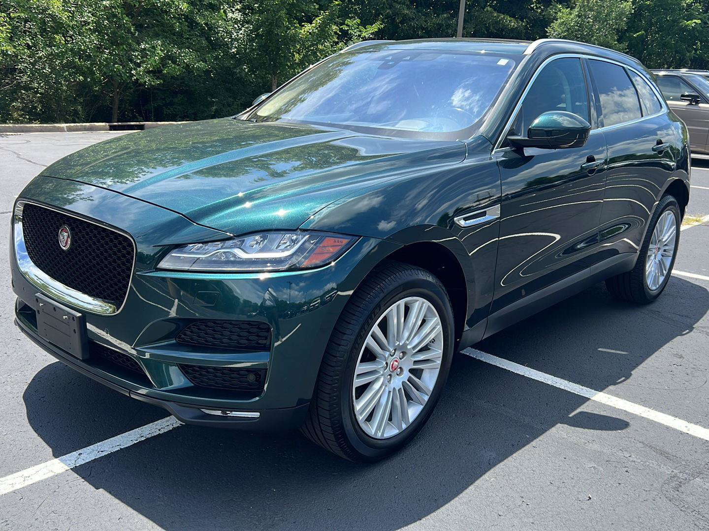 Used 2018 Jaguar F-PACE Portfolio AWD/4WD image 1