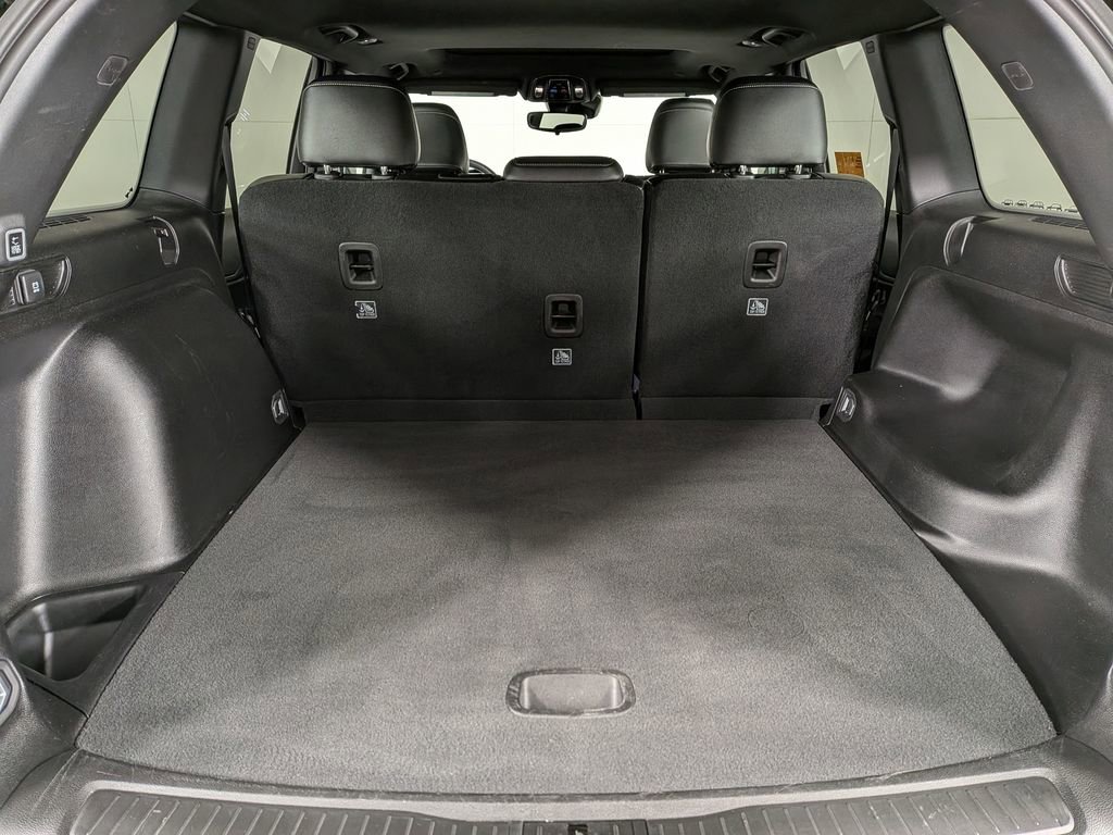 Certified 2024 Jeep Grand Cherokee Altitude image 11