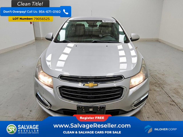 Used 2015 Chevrolet Cruze LT w/ Technology Package image 5