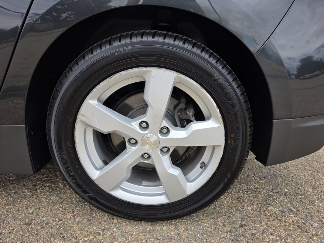 Used 2014 Chevrolet Volt w/ Enhanced Safety Package 1 FWD image 37