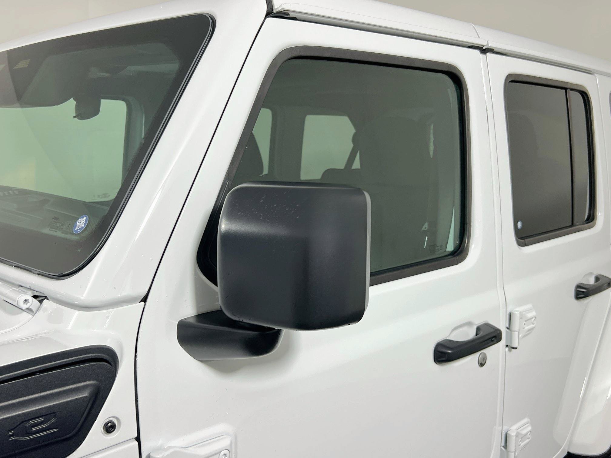 Used 2025 Jeep Wrangler Unlimited Sahara AWD/4WD image 12