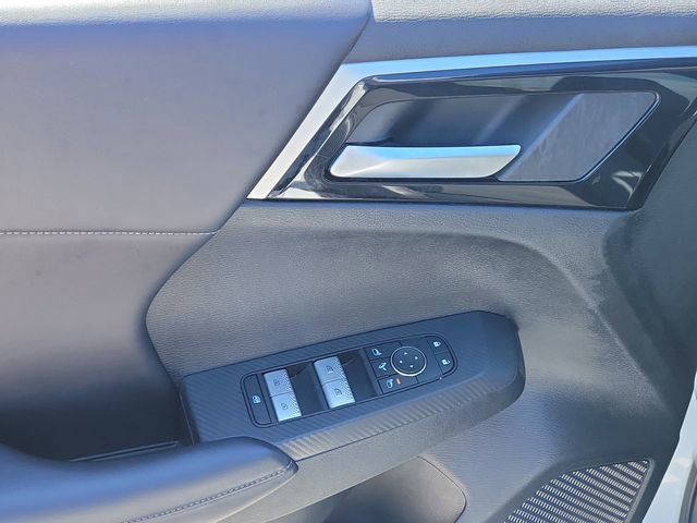 Used 2024 Mitsubishi Outlander SE image 23