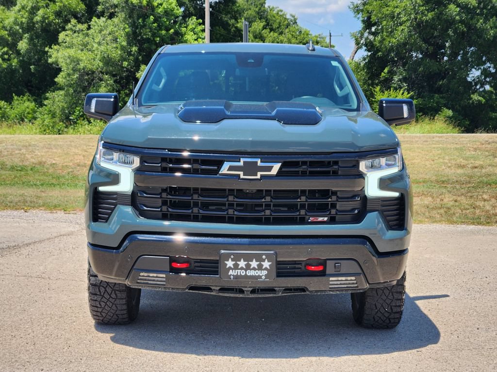 Used 2025 Chevrolet Silverado 1500 LT Trail Boss w/ LT Trail Boss Premium Package AWD/4WD video 2