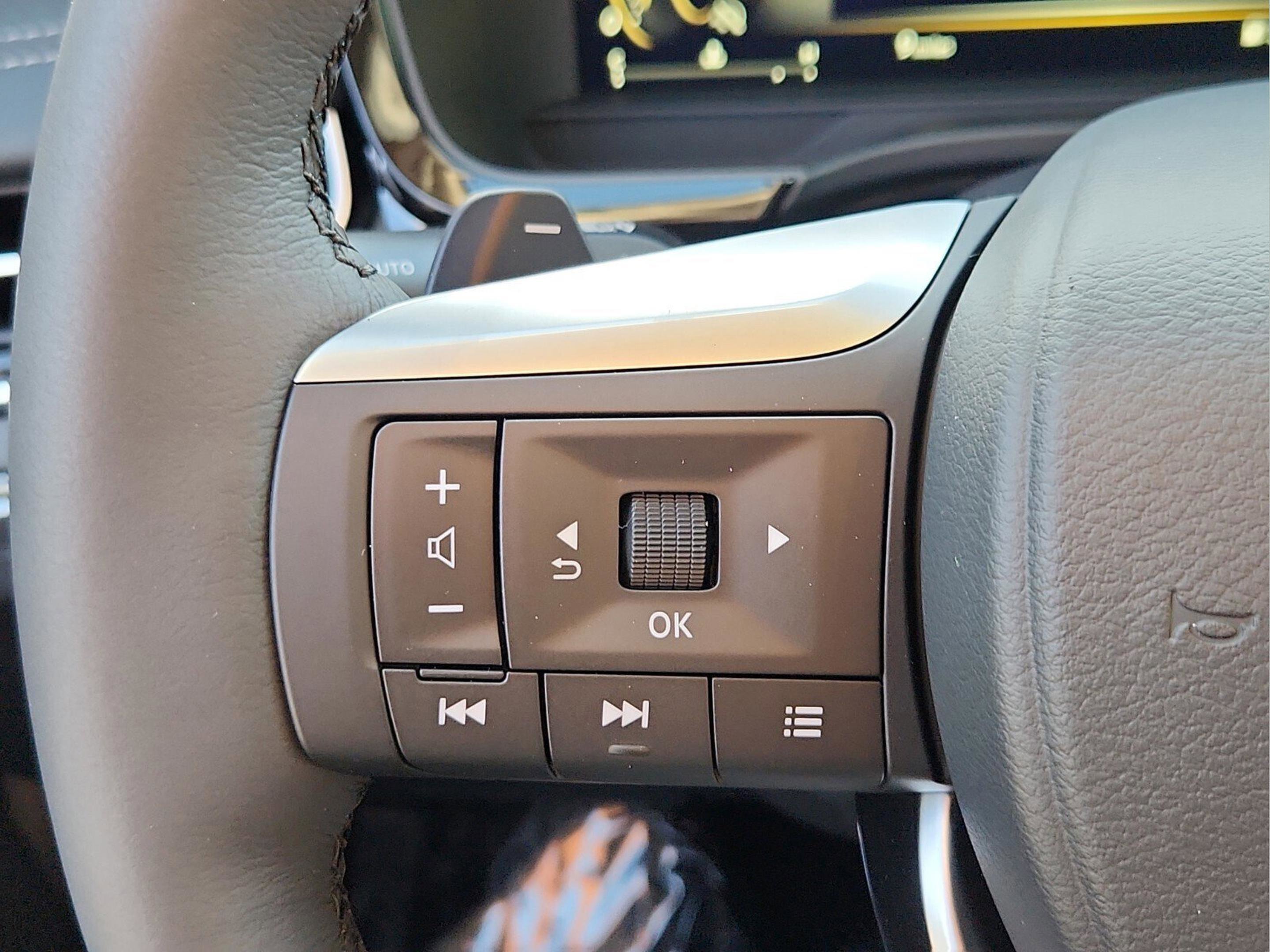 New 2026 INFINITI QX60 Luxe image 21