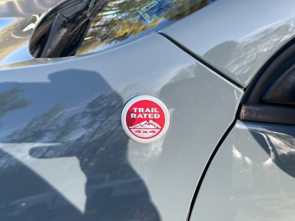 Used 2015 Jeep Cherokee Trailhawk w/ Comfort/Convenience Group image 14