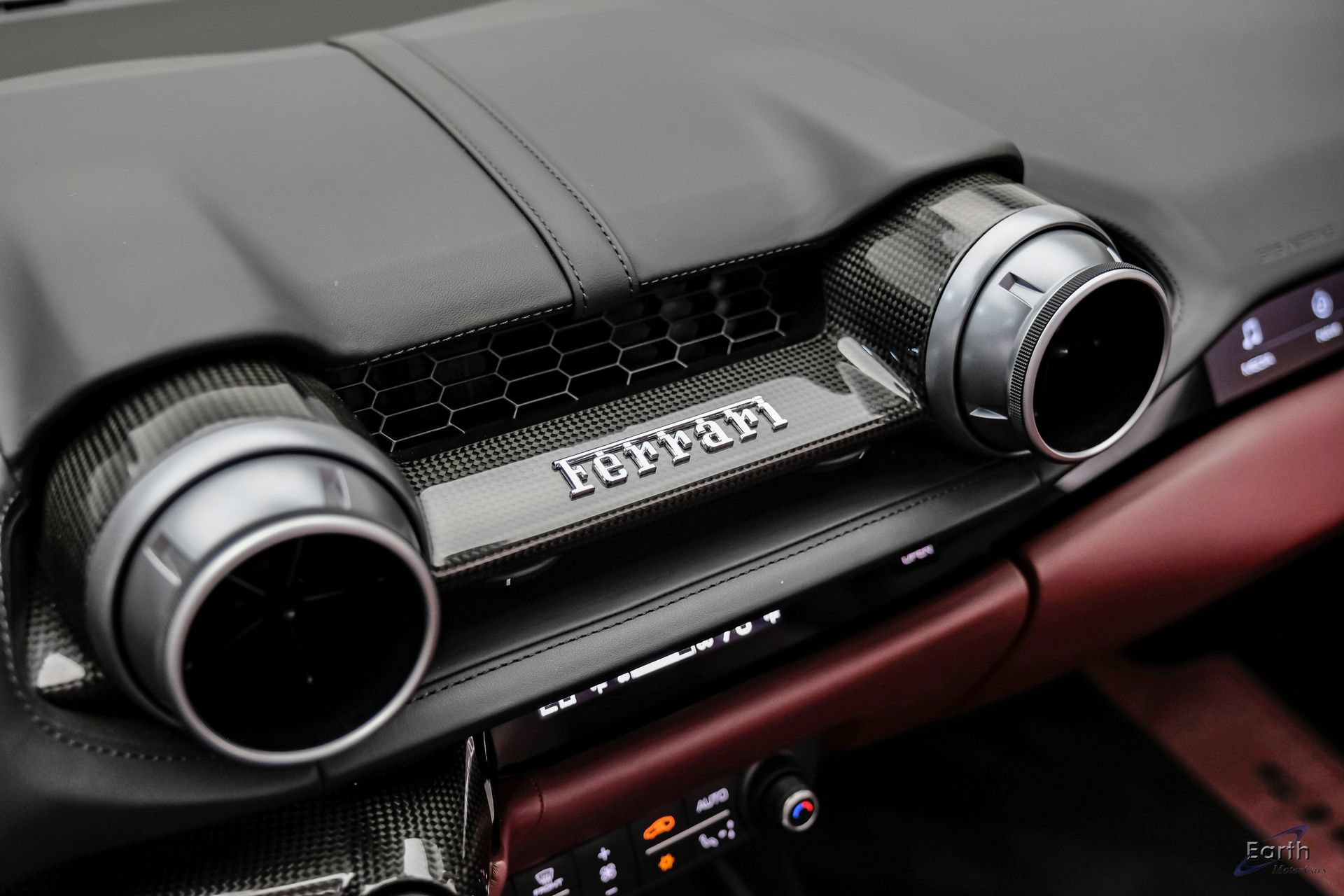 Used 2023 Ferrari 812 GTS RWD image 90