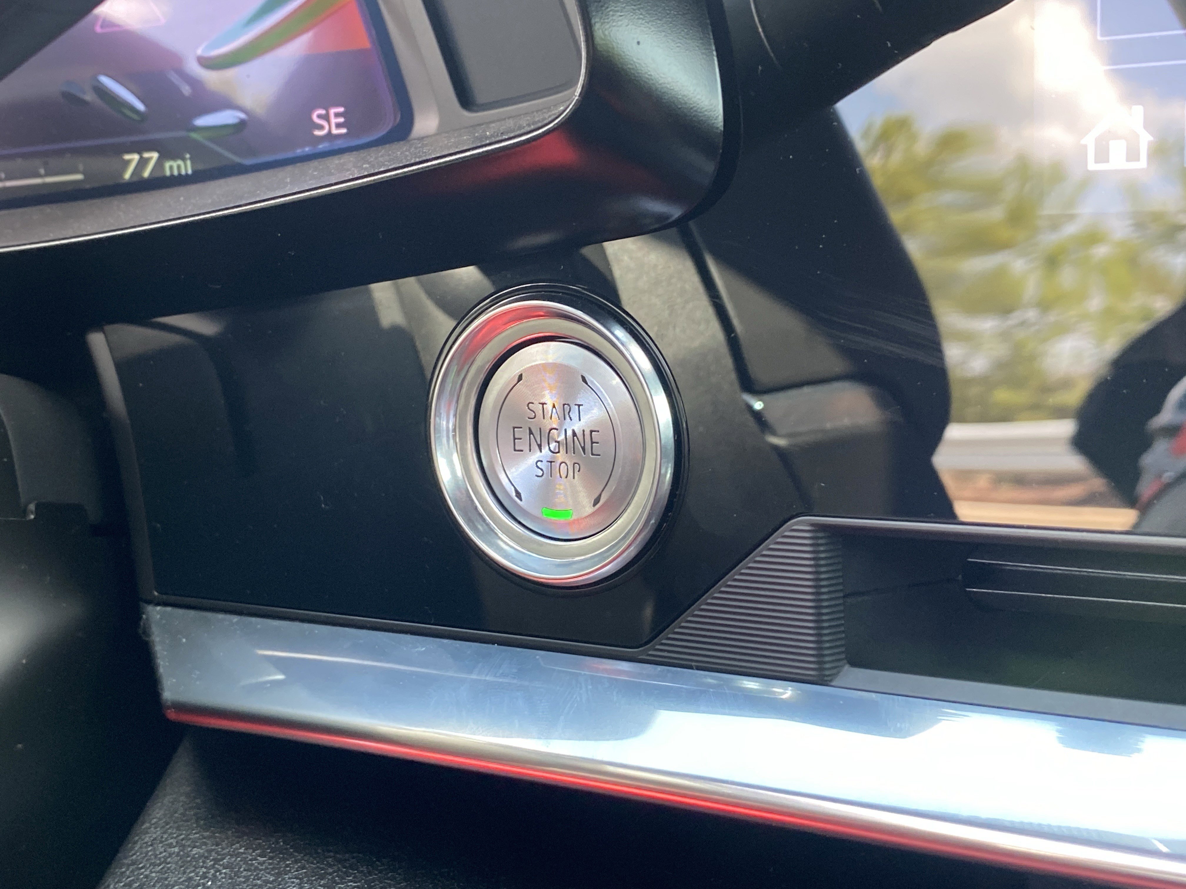 Used 2020 Chevrolet Corvette Stingray Coupe w/ 1LT image 29