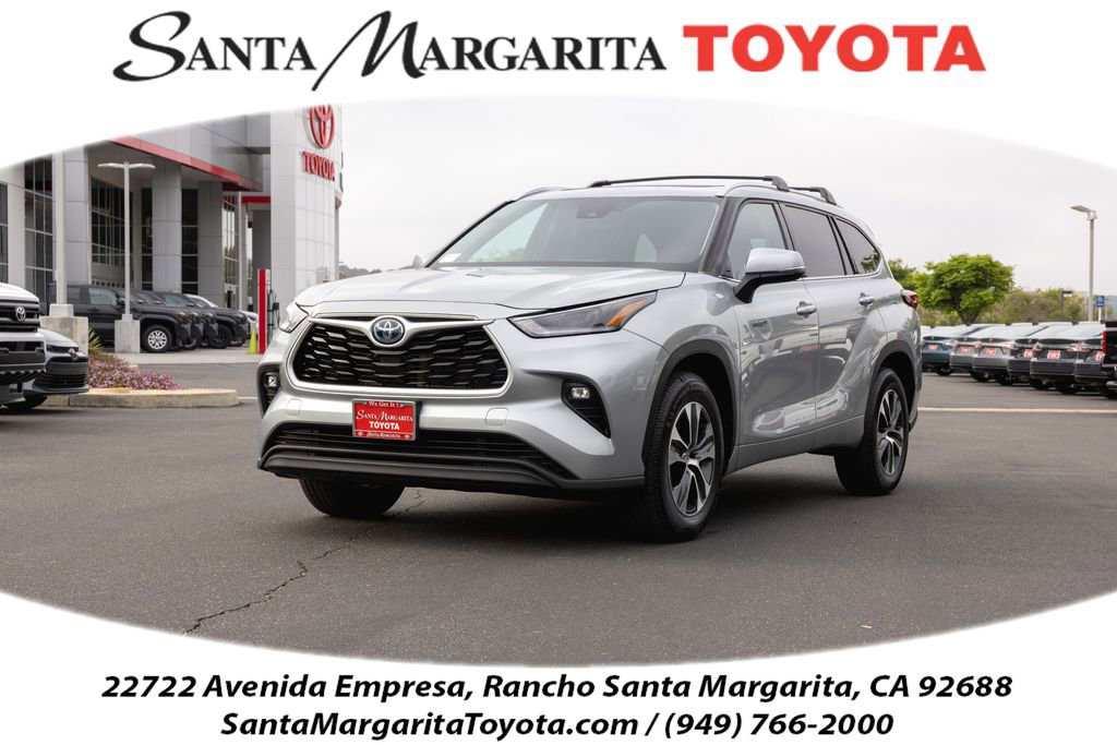 Certified 2021 Toyota Highlander XLE FWD video 1