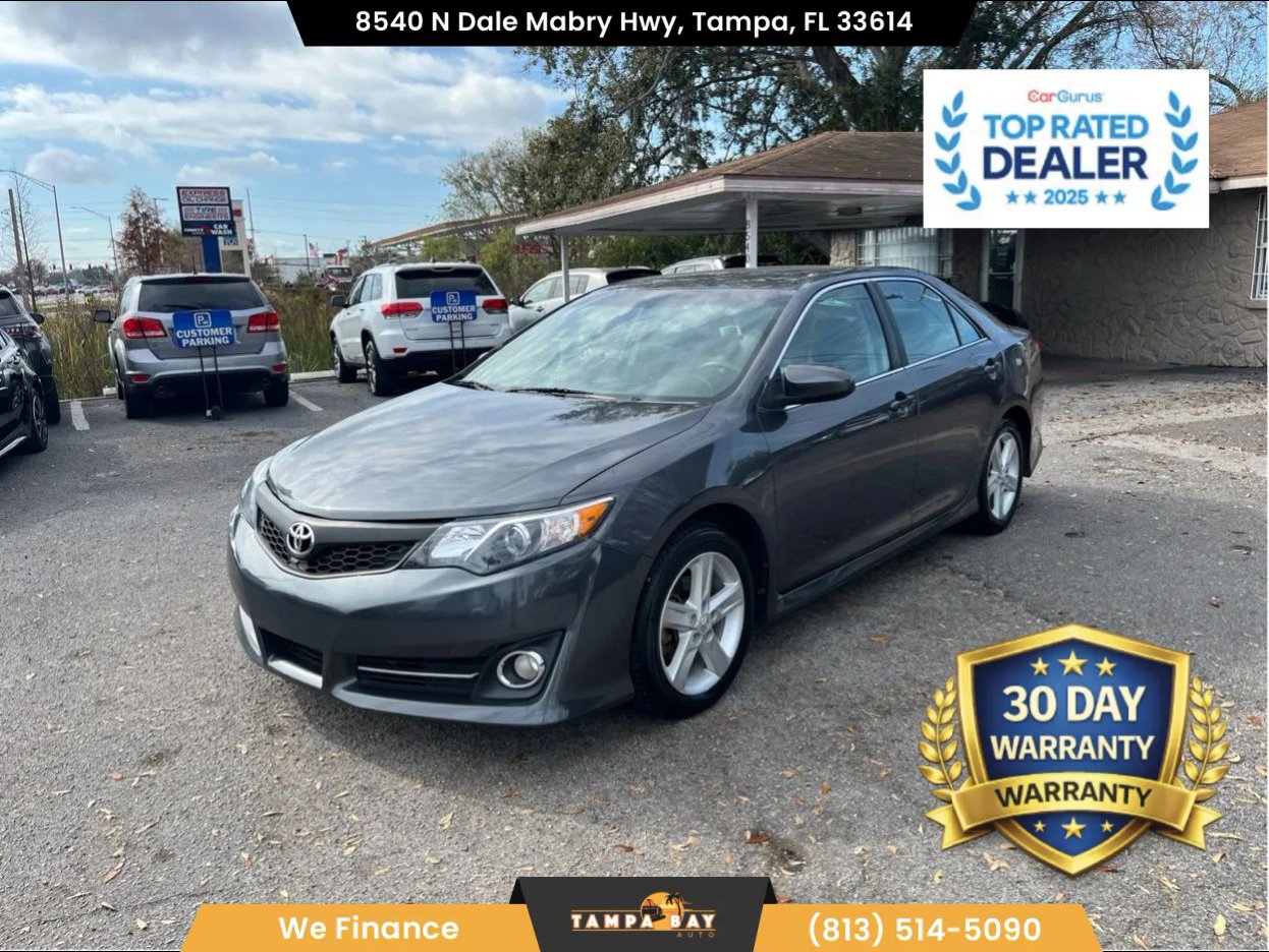 Used 2014 Toyota Camry SE