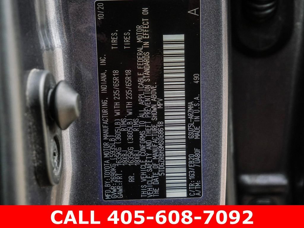 Used 2021 Toyota Highlander XLE AWD/4WD image 37