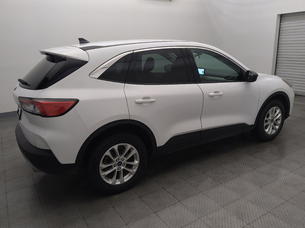 Used 2022 Ford Escape SE w/ Cold Weather Package image 10