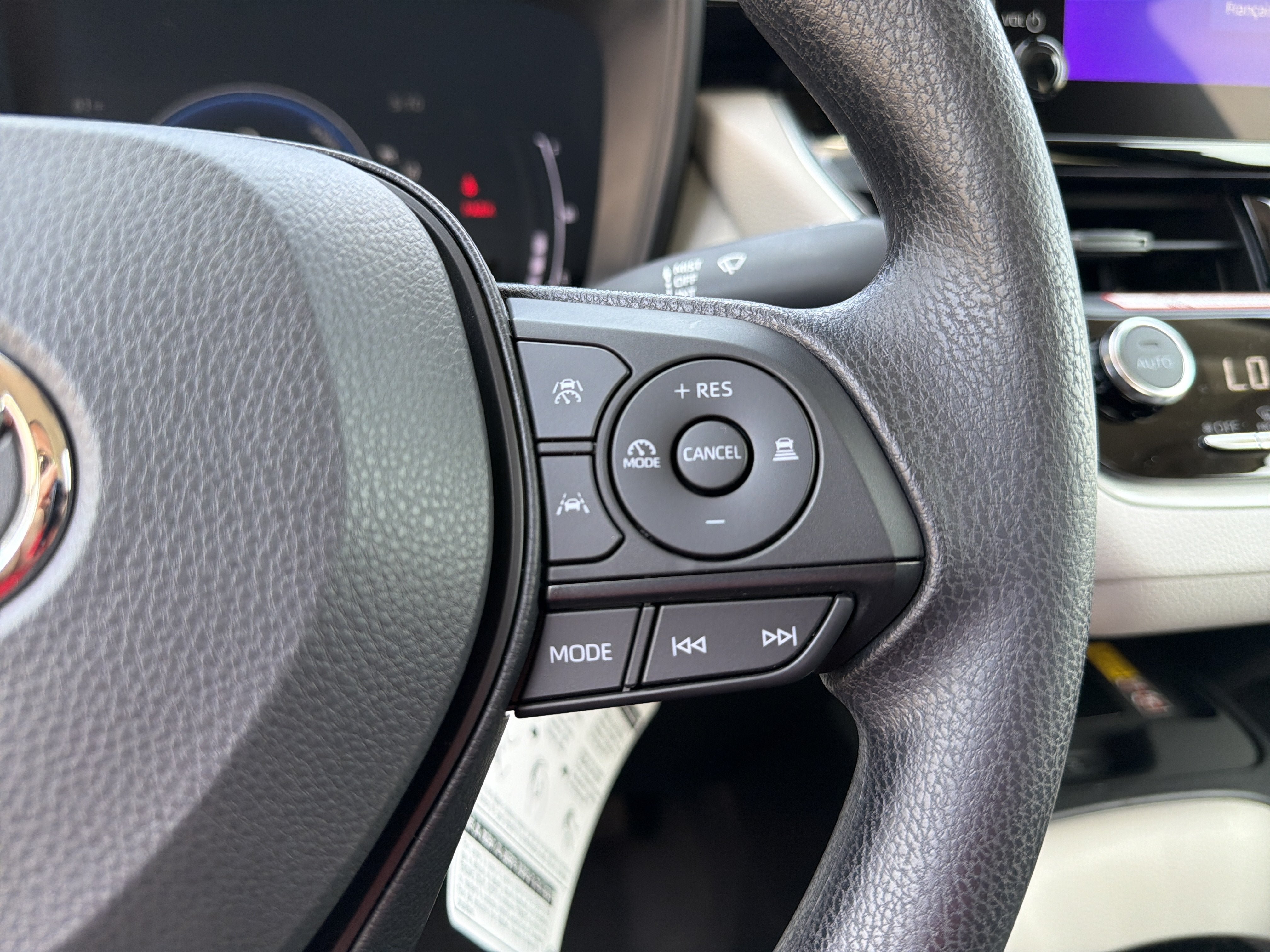 New 2026 Toyota Corolla LE w/ LE Premium Package FWD image 17