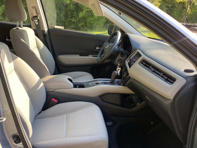 Used 2020 Honda HR-V LX image 34