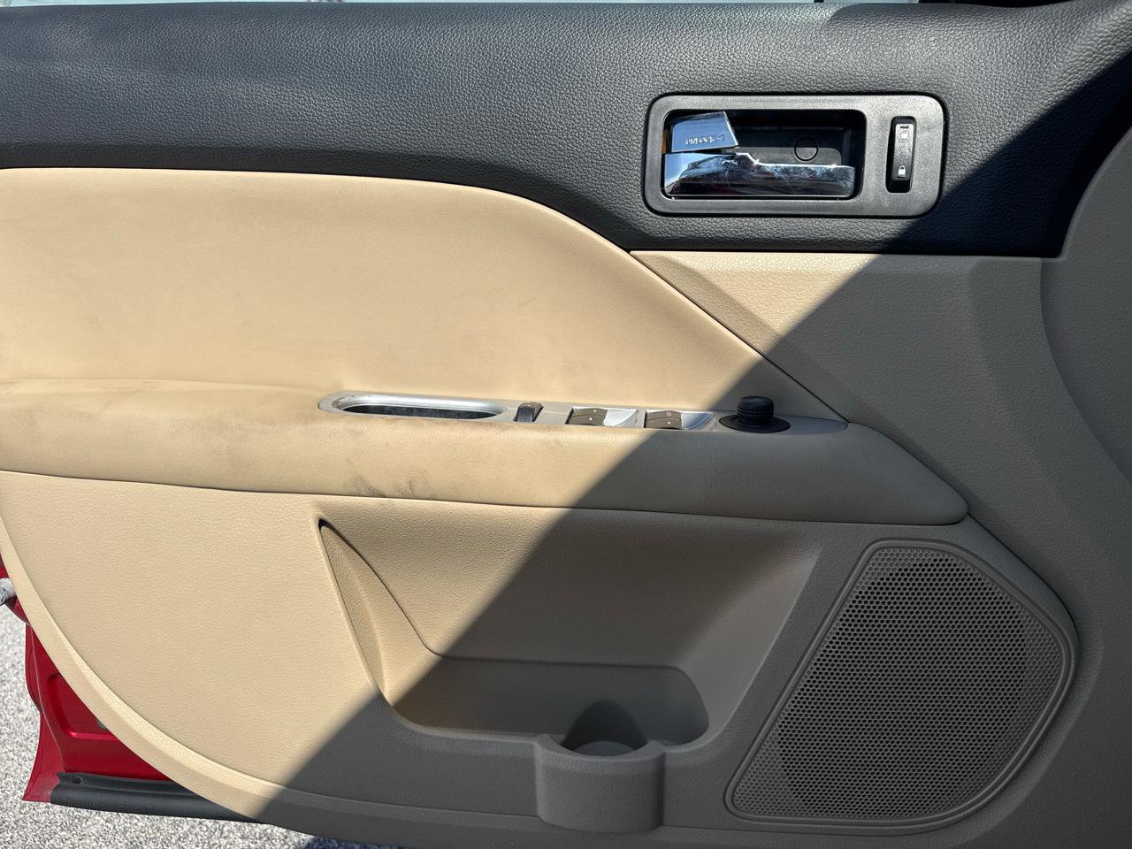 Used 2010 Mercury Milan Premier image 36