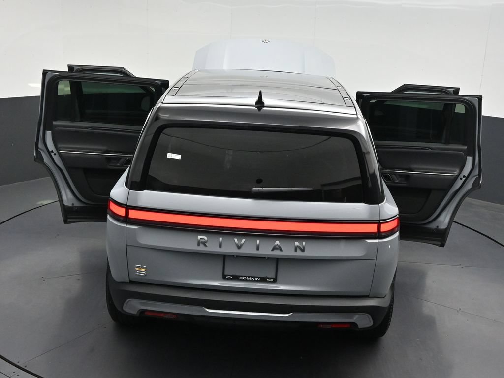 Used 2023 Rivian R1S Launch Edition Quad AWD/4WD image 37