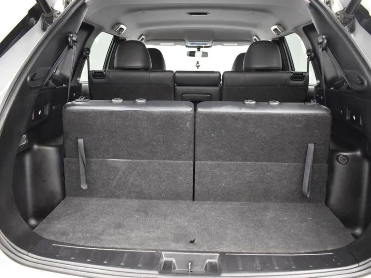 Used 2024 Mitsubishi Outlander FWD image 16