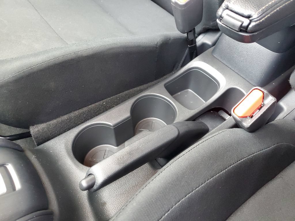 Certified 2025 Nissan Kicks Play S FWD image 33