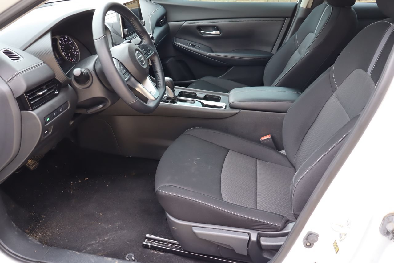 Used 2021 Nissan Sentra SV w/ Trunk Package FWD image 15