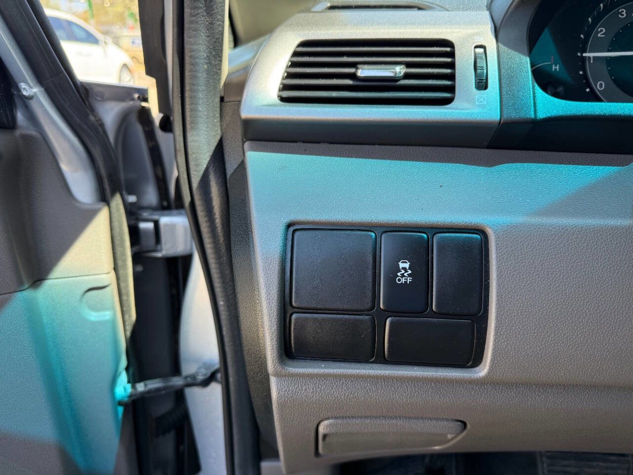 Used 2013 Honda Odyssey LX image 13