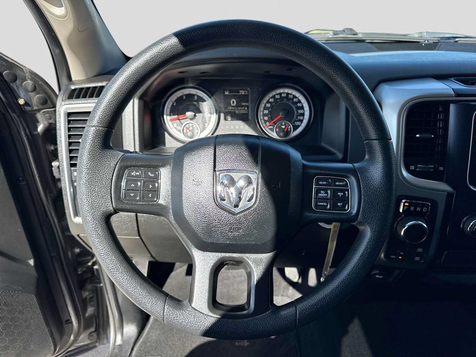 Used 2019 RAM 1500 Classic SLT AWD/4WD image 22