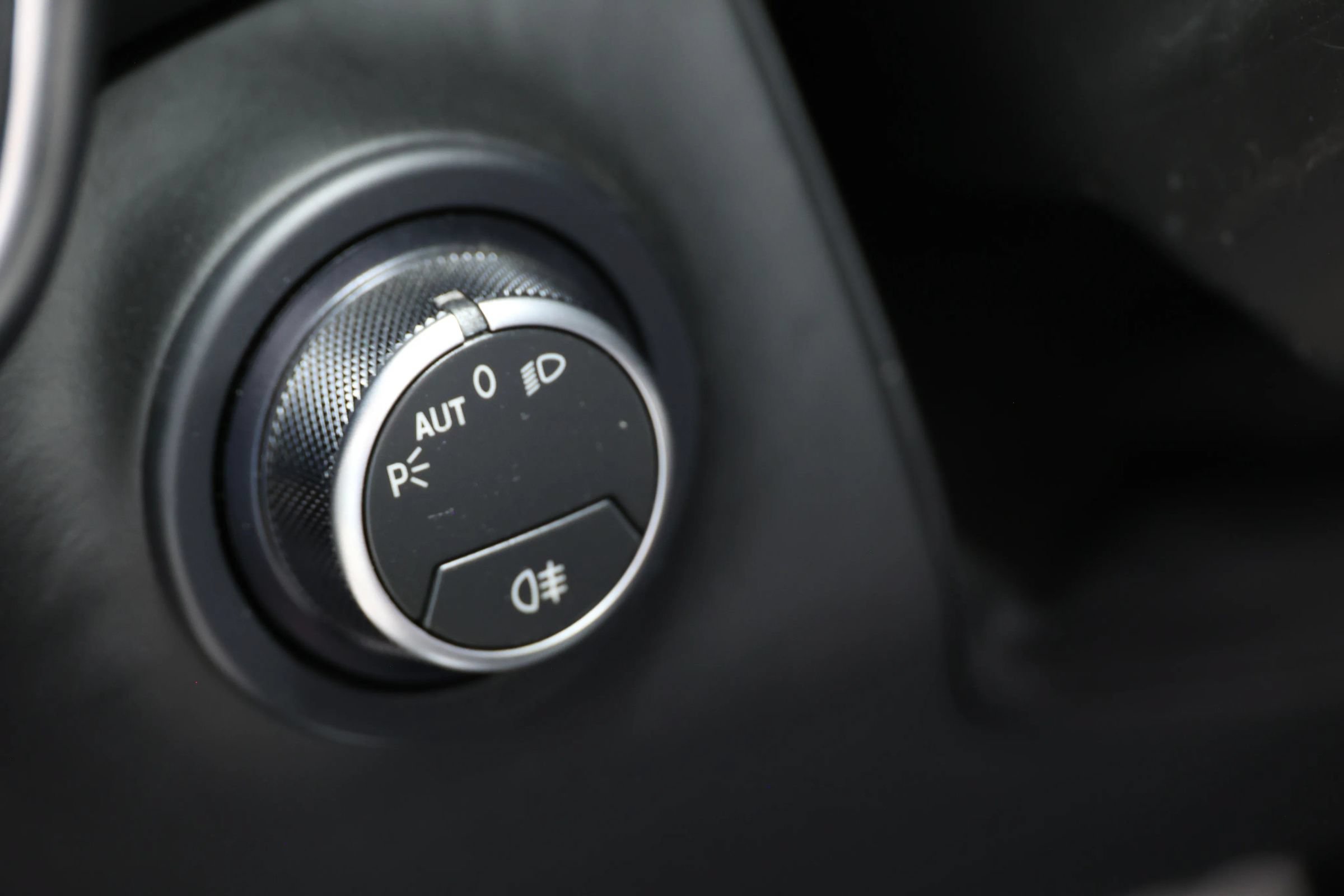 Used 2017 Ferrari California T RWD image 24
