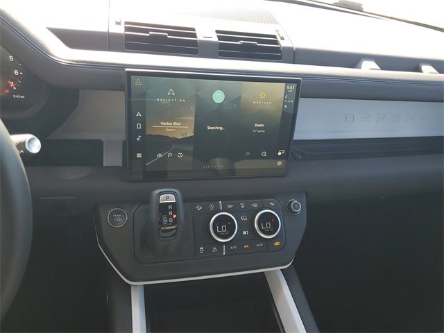 Used 2025 Land Rover Defender 110 S image 21