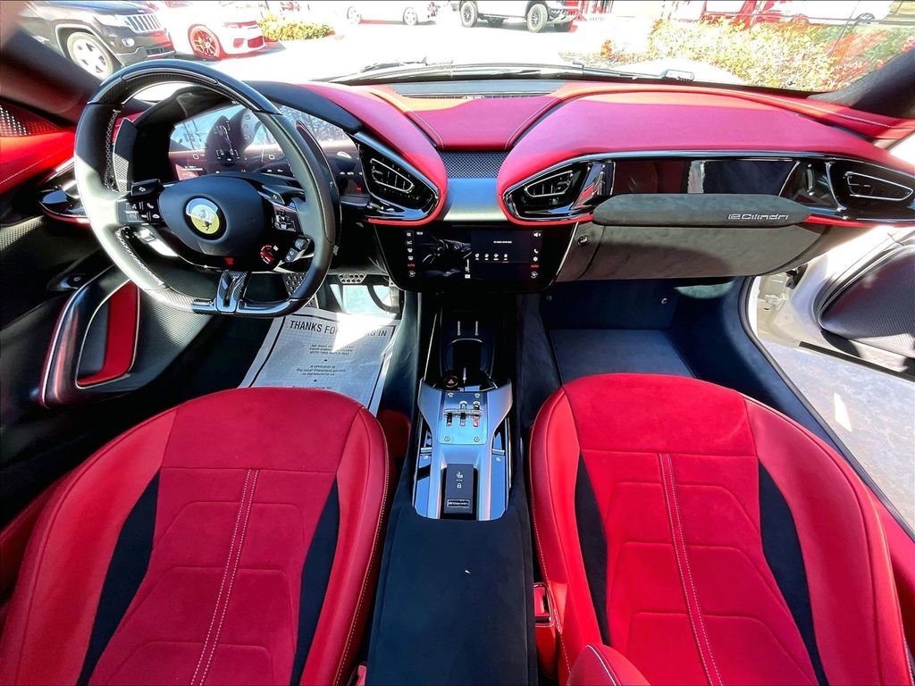 Used 2026 Ferrari 12Cilindri image 8