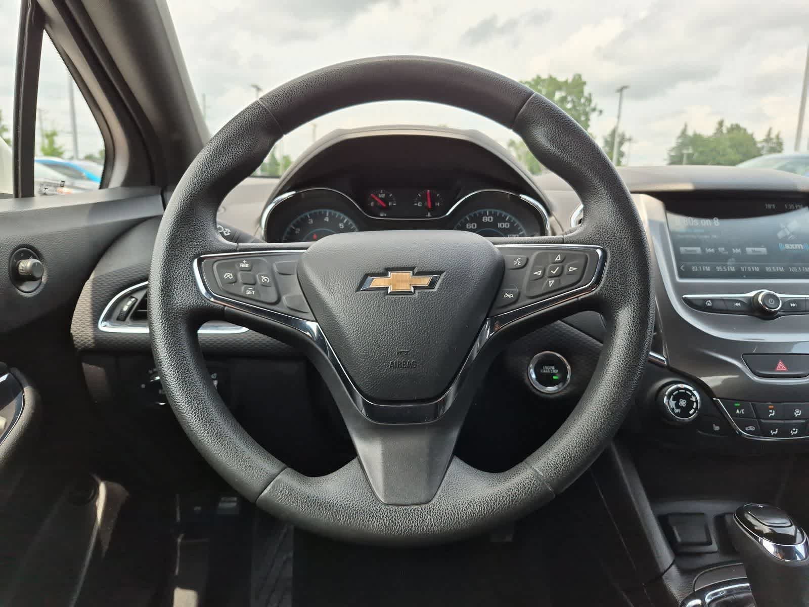 Used 2017 Chevrolet Cruze LT w/ Convenience Package FWD image 22