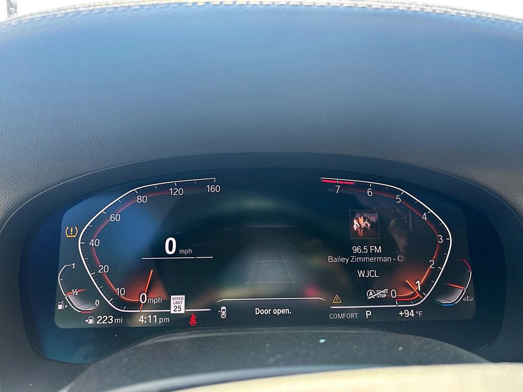 Used 2022 BMW 740i w/ Premium Package RWD image 28