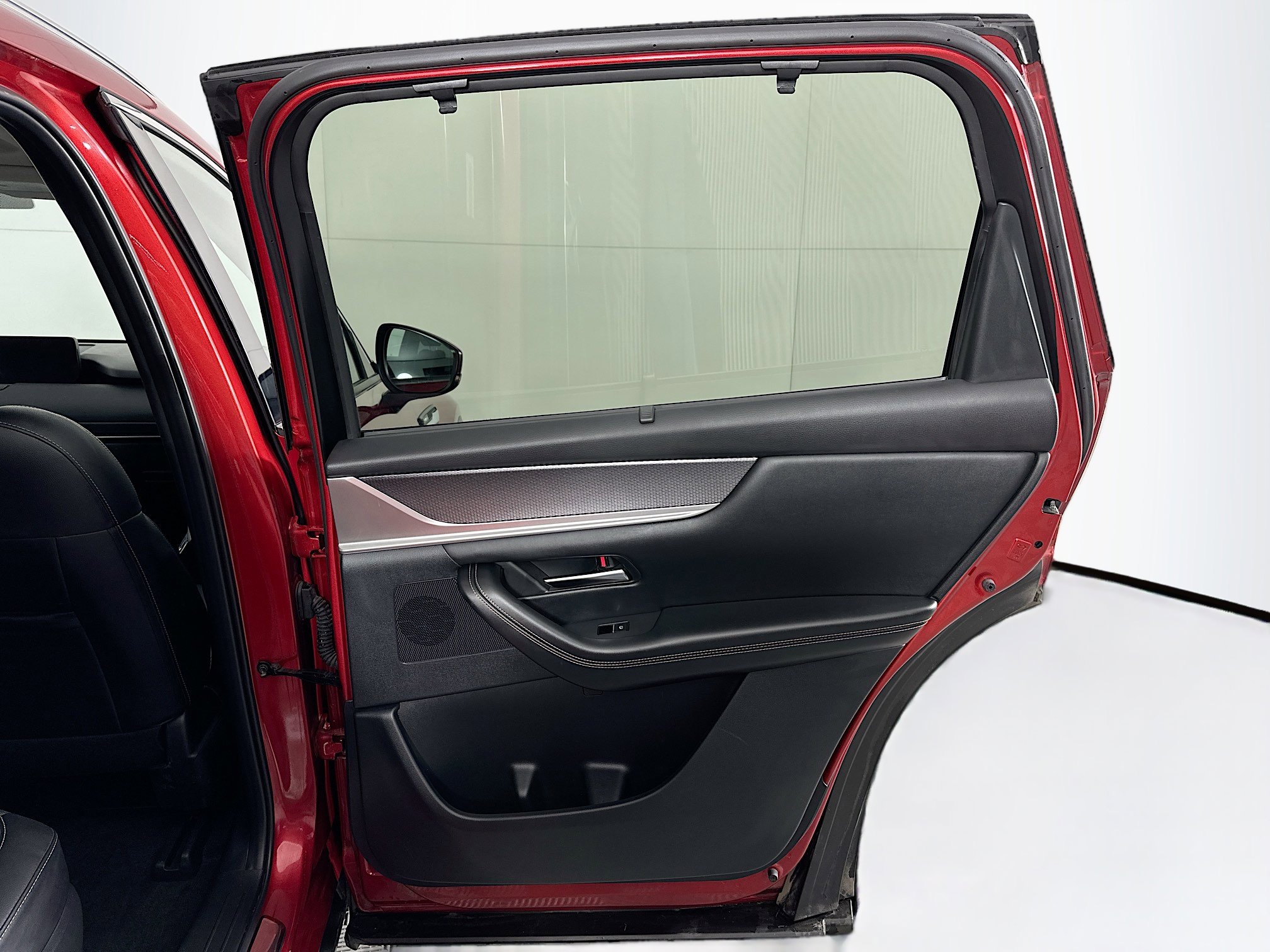 Used 2024 MAZDA CX-90 Plug-In Hybrid w/ Premium Pkg image 34