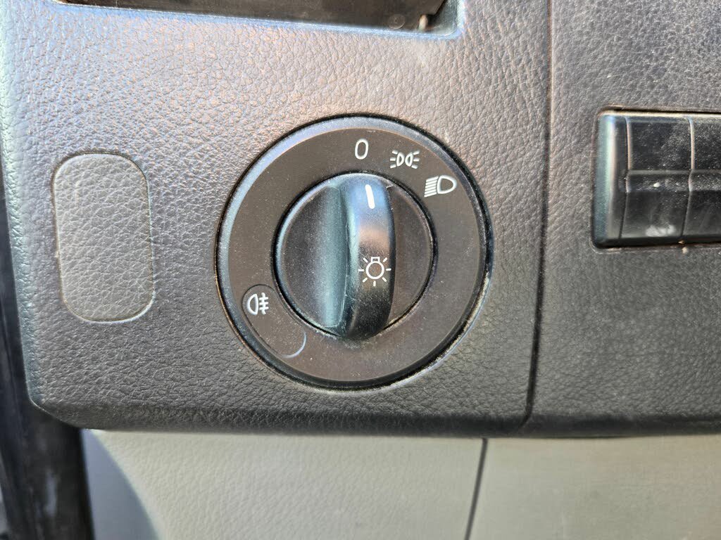 Used 2014 Mercedes-Benz Sprinter 2500 image 16