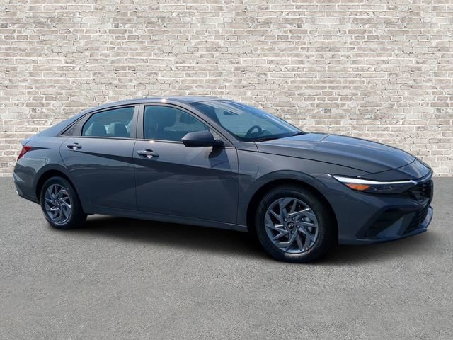 Used 2024 Hyundai Elantra SEL