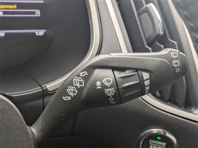Used 2020 Ford Edge SEL image 29