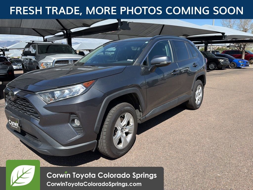 Used 2019 Toyota RAV4 XLE AWD/4WD image 3