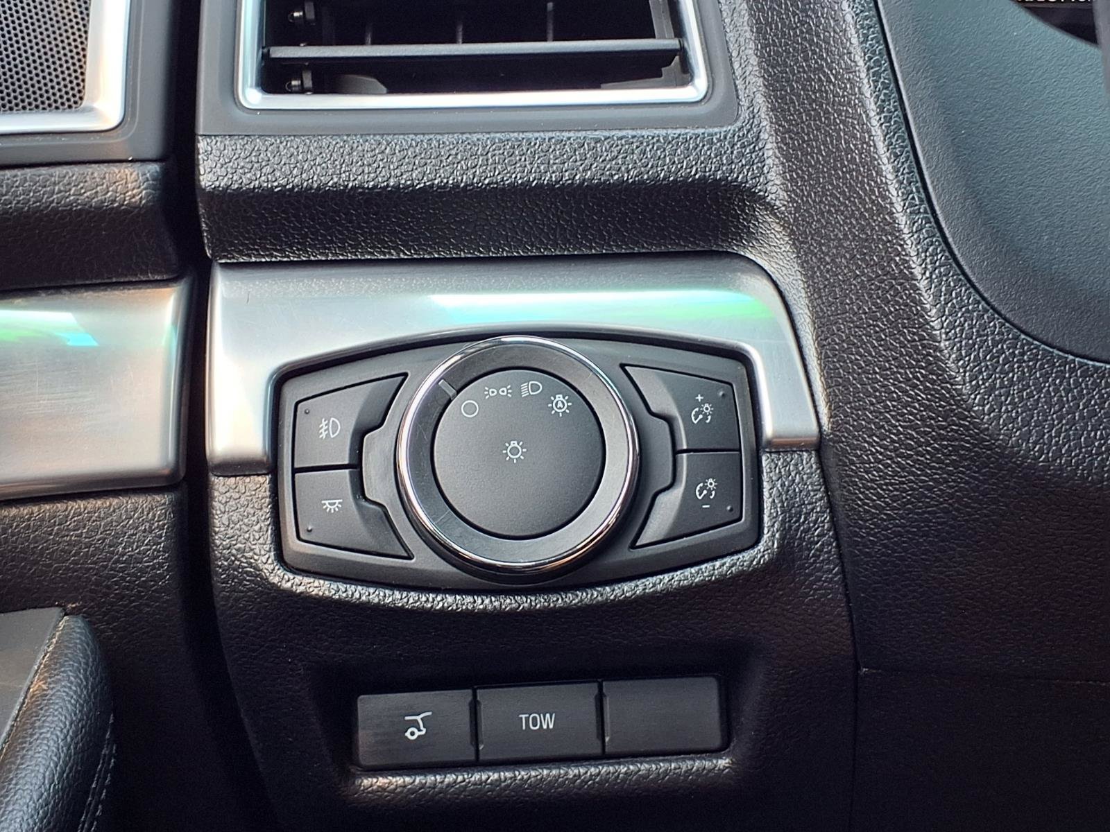 Used 2017 Ford Explorer Sport AWD/4WD image 21