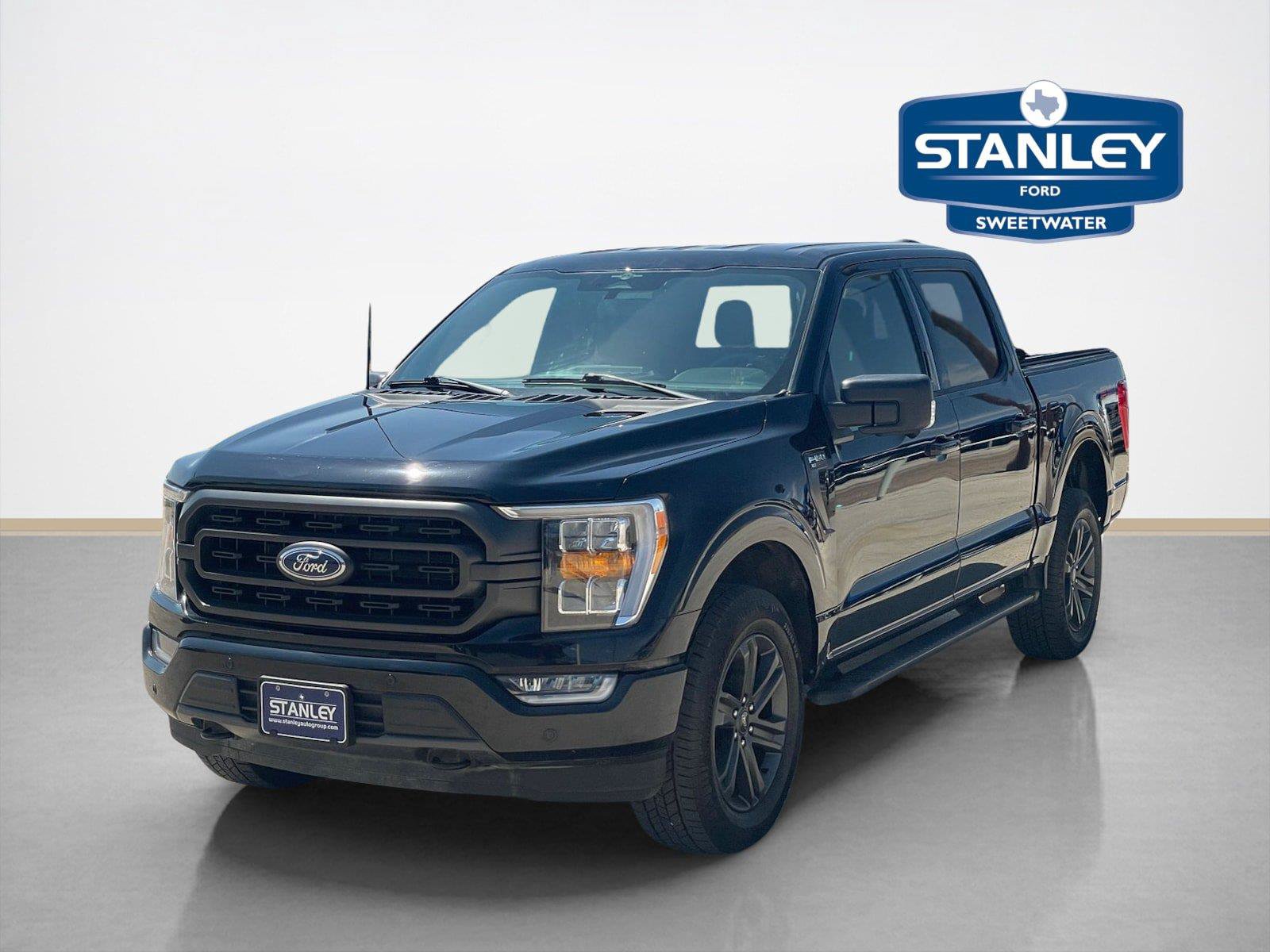 Used 2023 Ford F150 XLT w/ Equipment Group 302A High AWD/4WD image 3