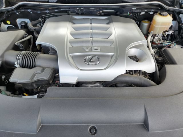 Used 2017 Lexus LX 570 4WD w/ Luxury Package image 22