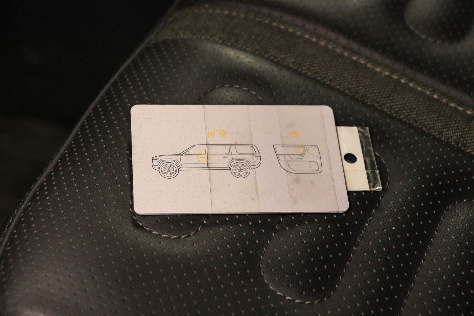 Used 2023 Rivian R1S Adventure AWD/4WD image 23