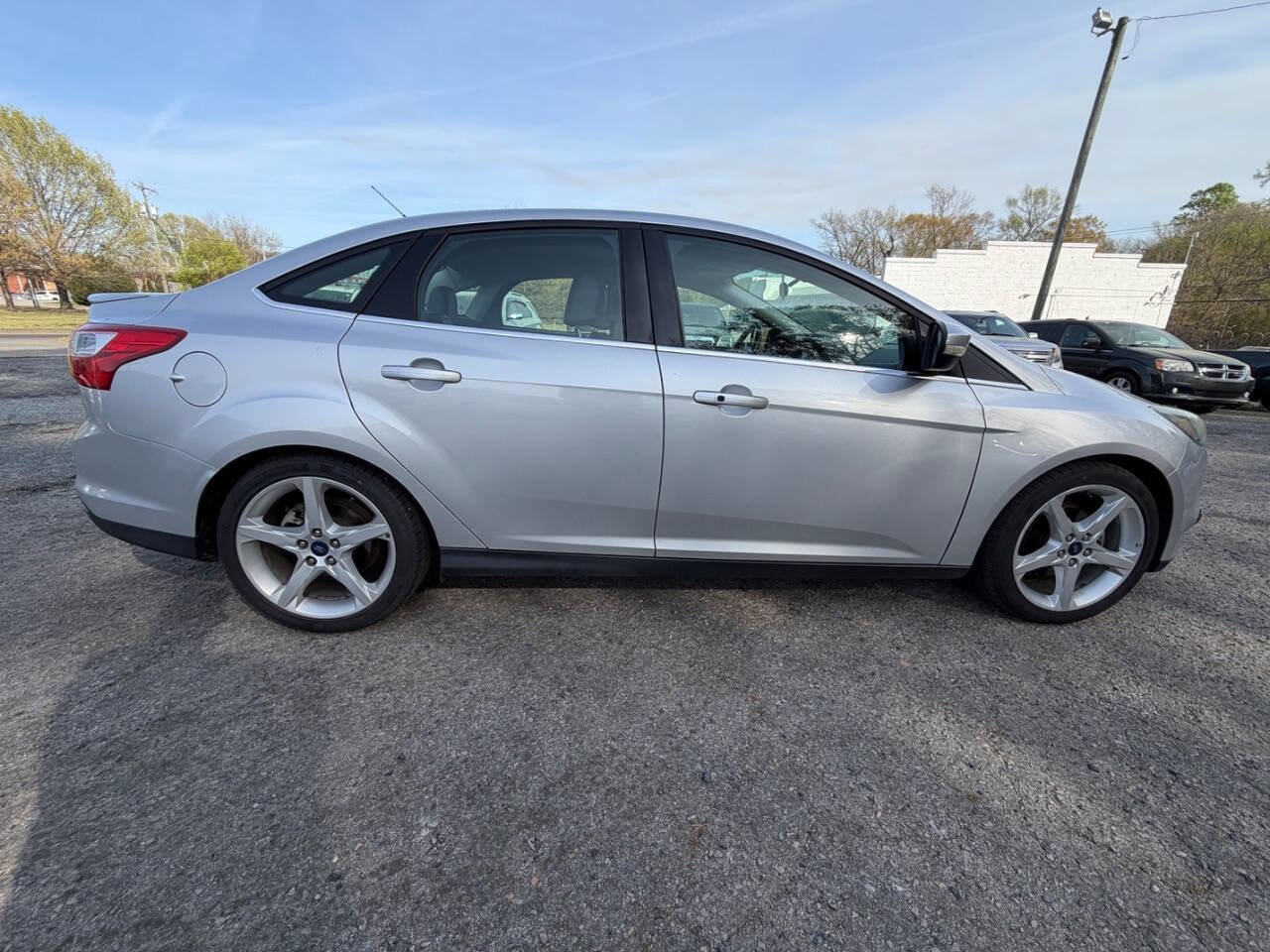 Used 2014 Ford Focus Titanium image 10