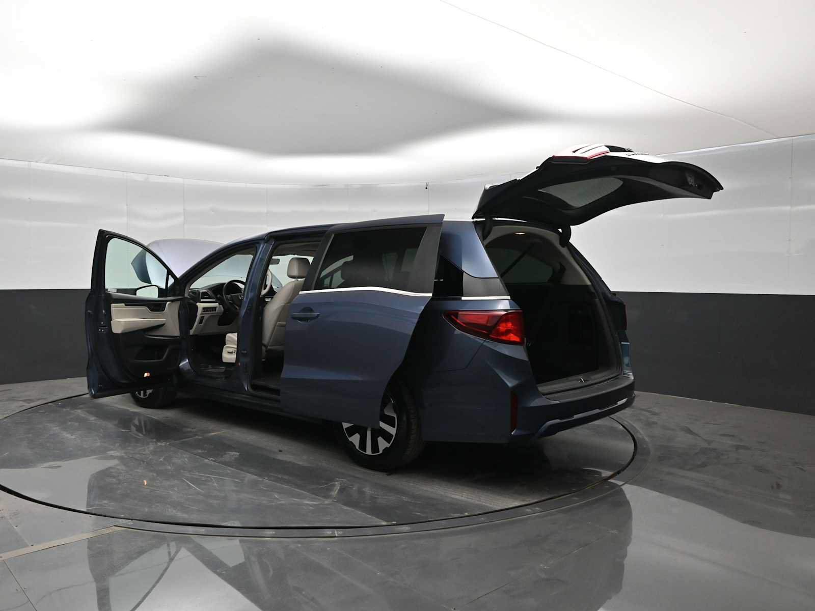Used 2025 Honda Odyssey EX-L image 42