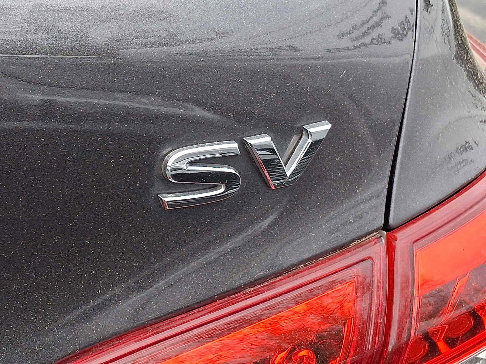 Used 2015 Nissan Sentra SV FWD image 27