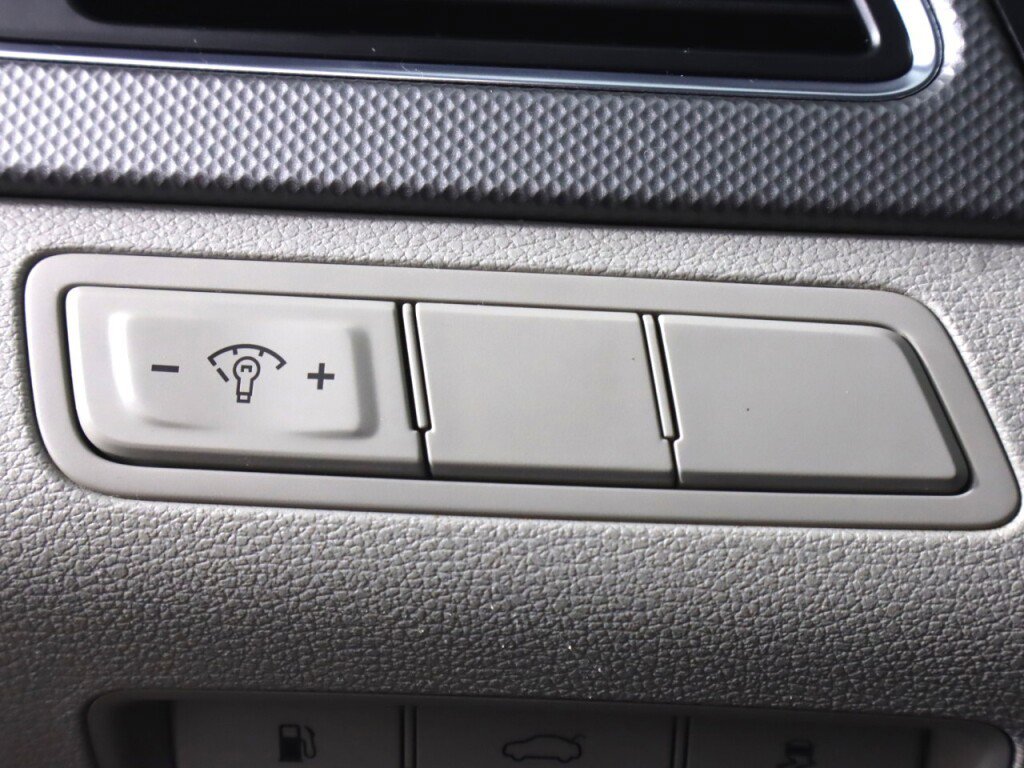 Used 2016 Hyundai Sonata SE image 10
