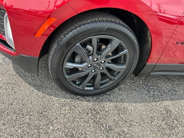 Used 2022 Chevrolet Equinox RS w/ RS Leather Package FWD image 10