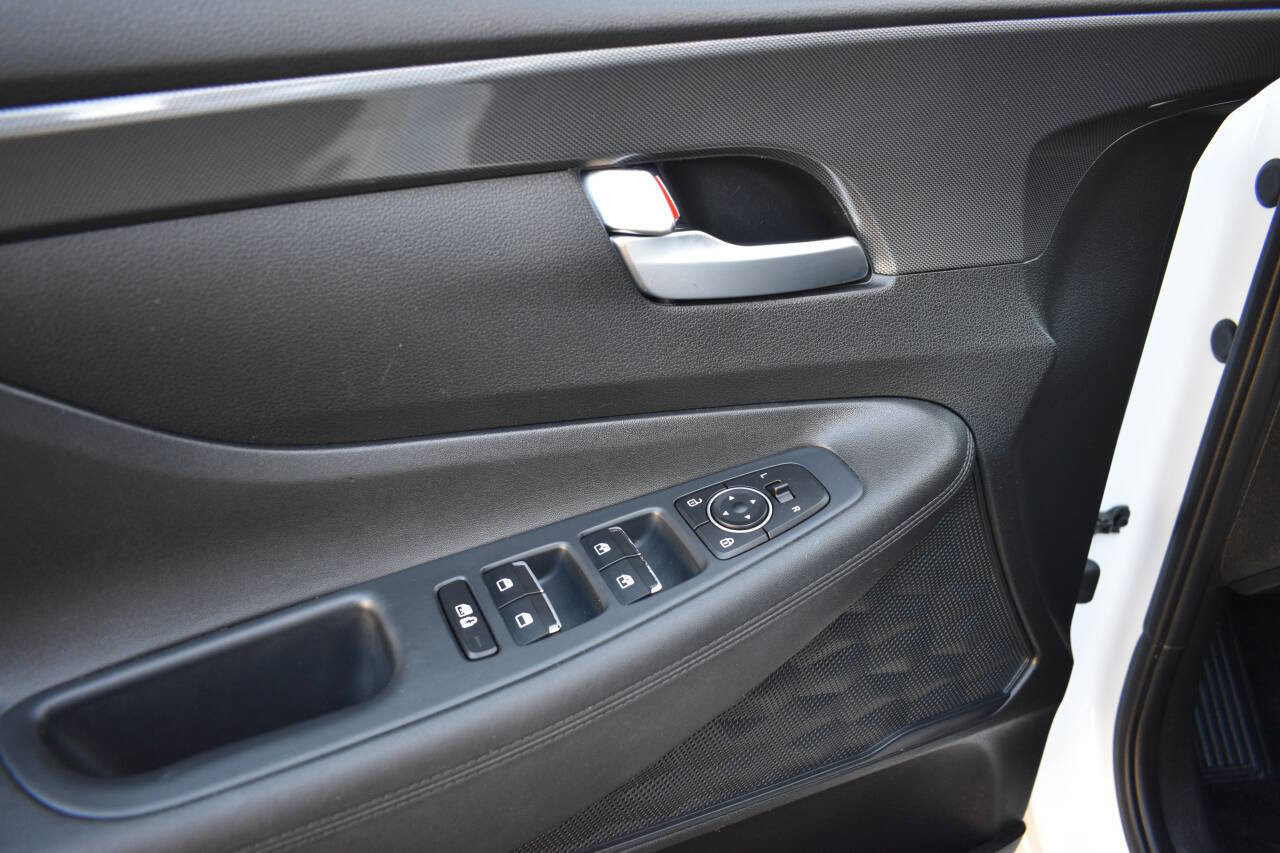 Used 2023 Hyundai Santa Fe SEL image 17