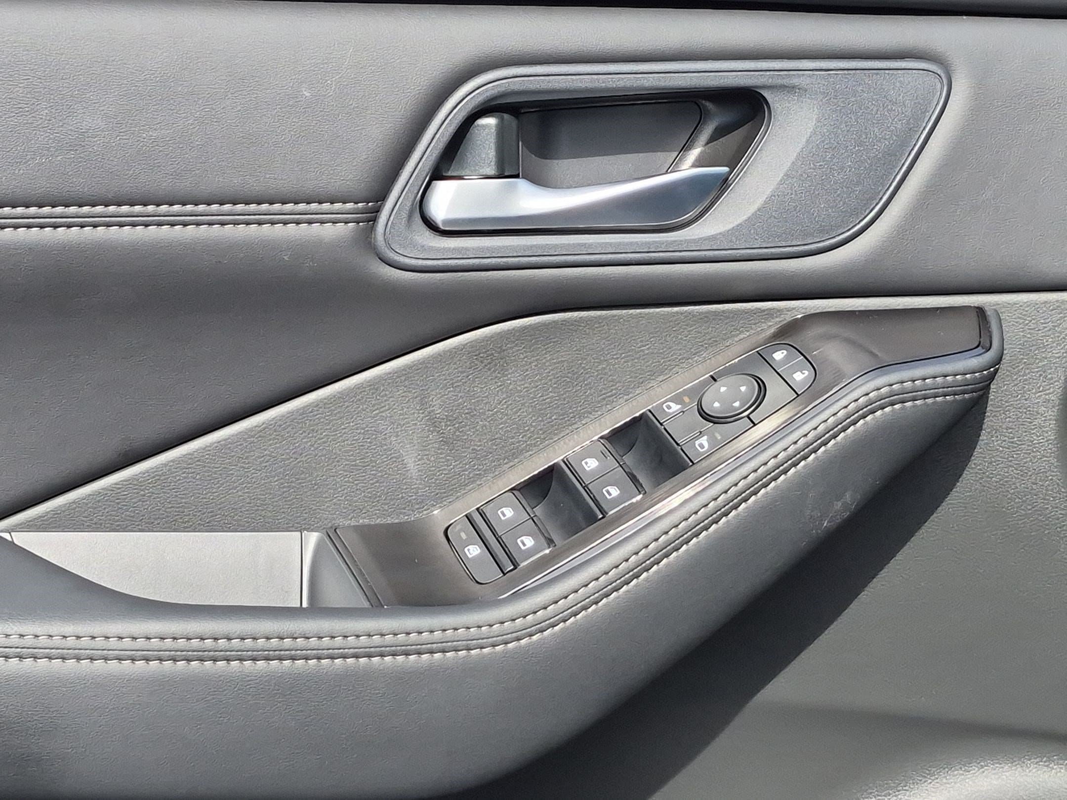 New 2026 Nissan Rogue Dark Armor FWD image 13